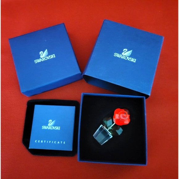 Swarowski Red Crystal Rose 866896 - Picture 2 of 12